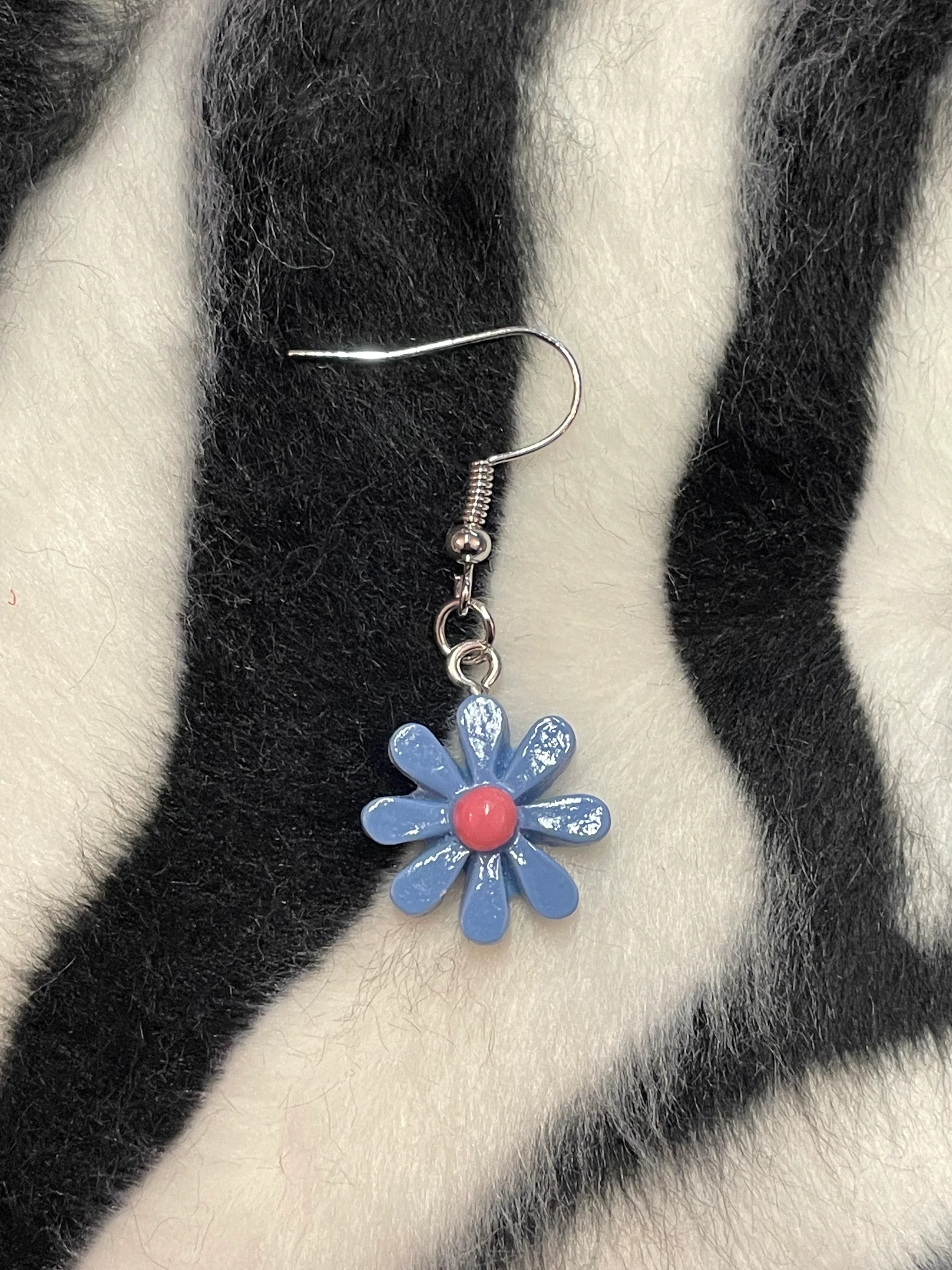 FLOWER EARRING - Image 9