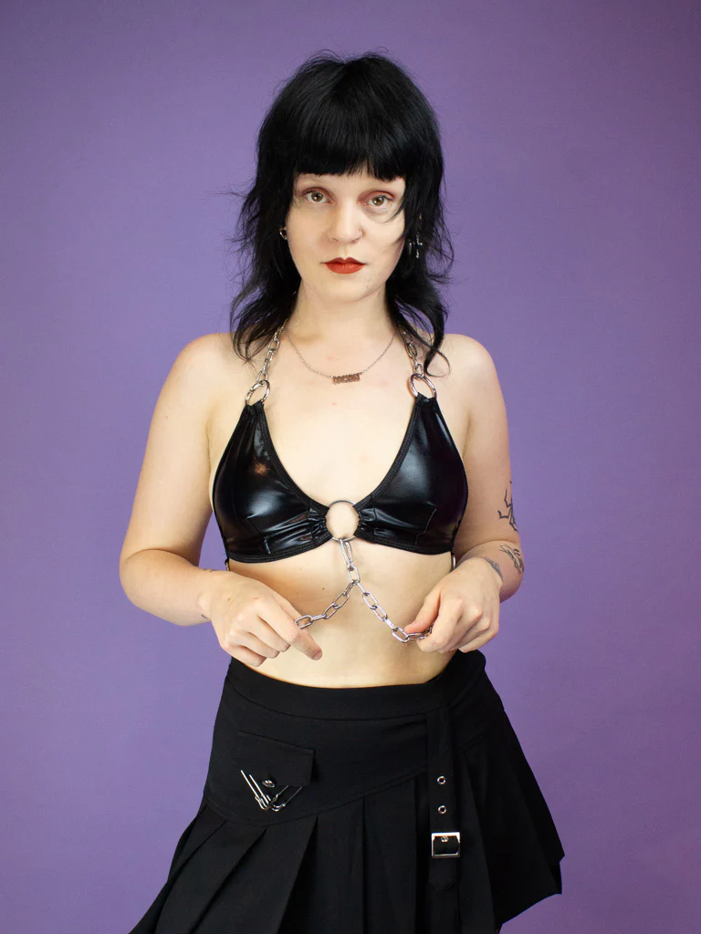 INDYANNA BLACK VINYL JESS TOP STAINLESS STEEL - Image 4