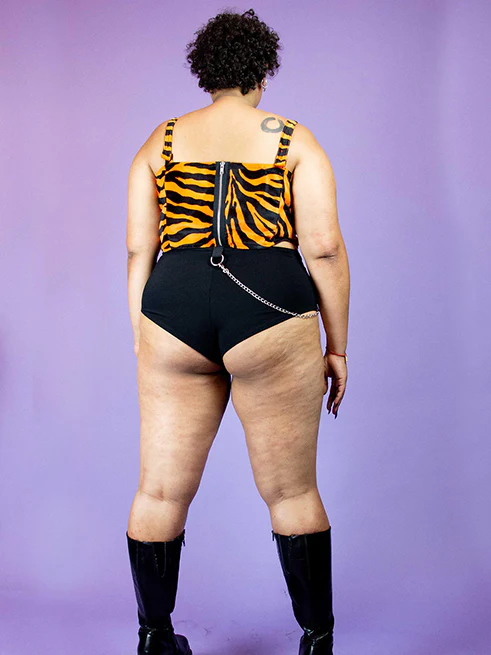 INDYANNA x WHATEVERNBD COLLAB DITCHER LACE UP TOP PLUS SIZE - Image 3
