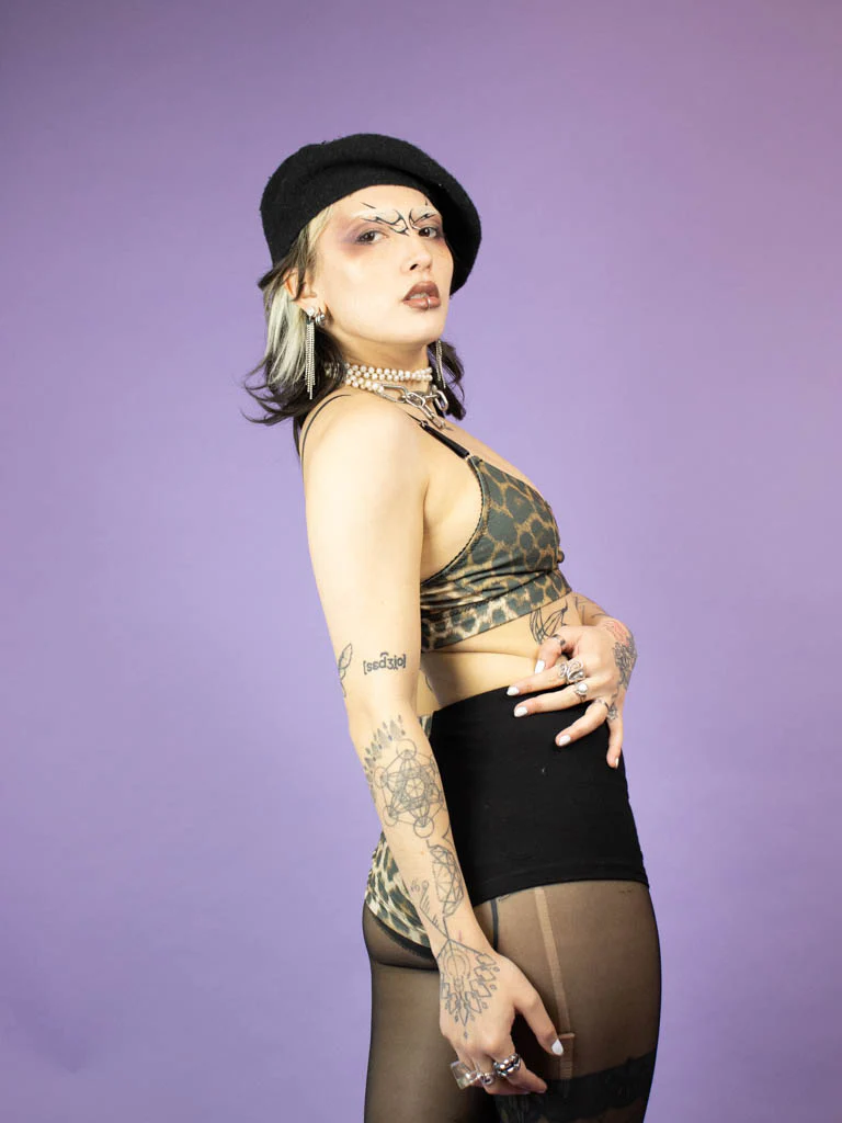 KAT MAUNZ UNDERBOOB LEO - Image 4