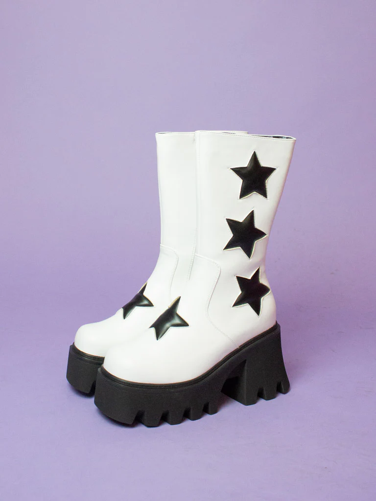 LAMODA HALL OF FAME WHITE BLACK STAR BOOTS - Image 3