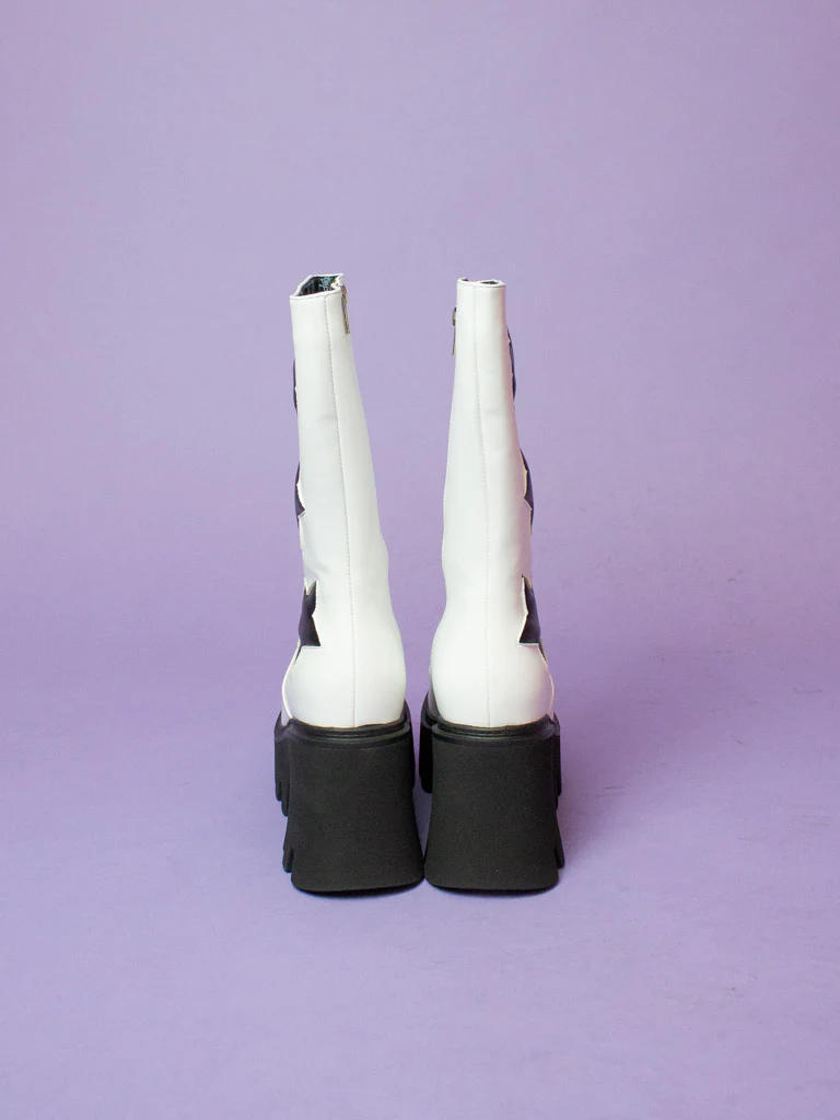 LAMODA HALL OF FAME WHITE BLACK STAR BOOTS - Image 4
