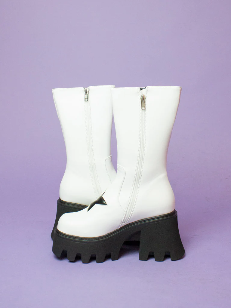 LAMODA HALL OF FAME WHITE BLACK STAR BOOTS - Image 5