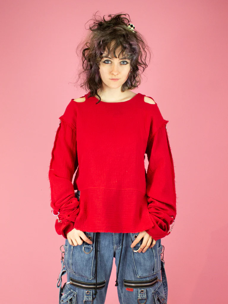 LESS THAN HUMAN BONDAGE TOP LONG ARM RED - Image 4