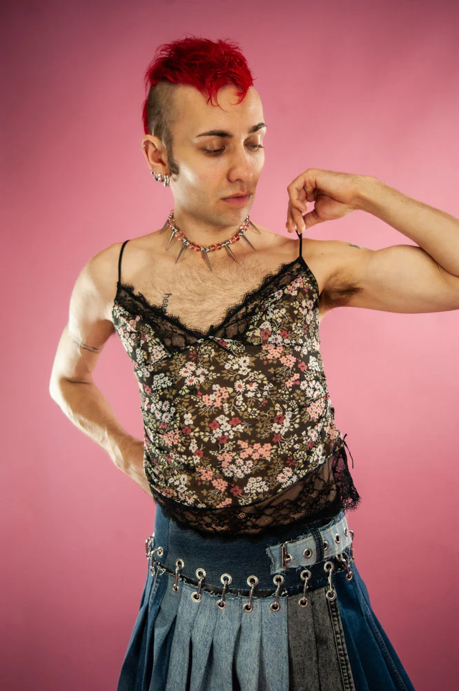 SECOND HAND ETAM MESH FLOWER TOP