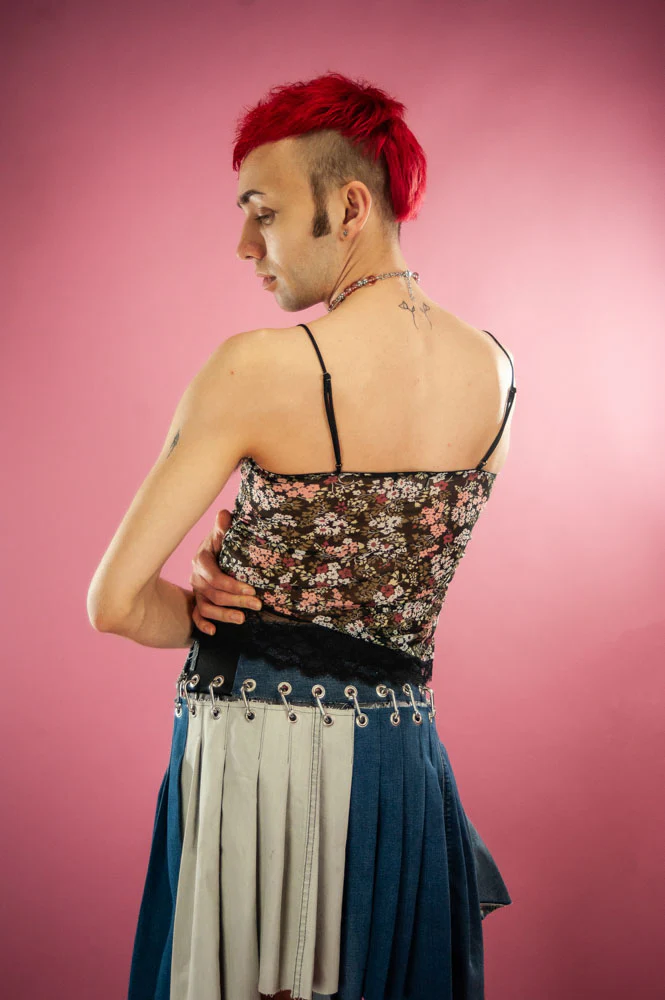 SECOND HAND ETAM MESH FLOWER TOP - Image 2