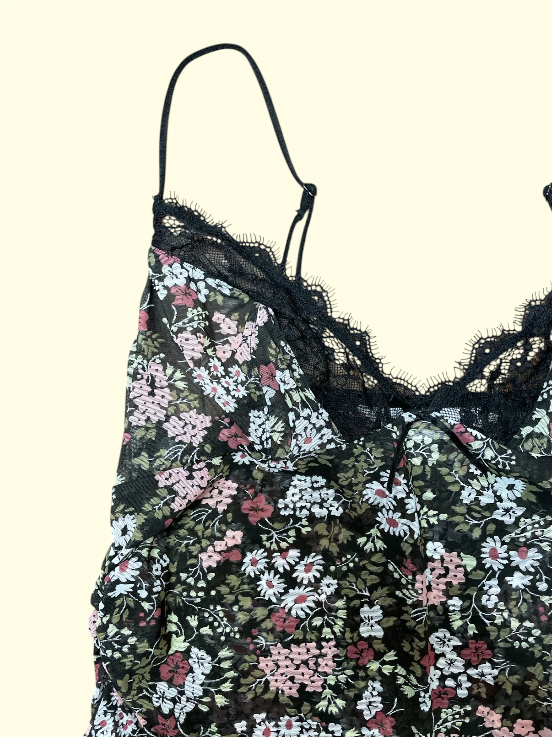 SECOND HAND ETAM MESH FLOWER TOP - Image 4